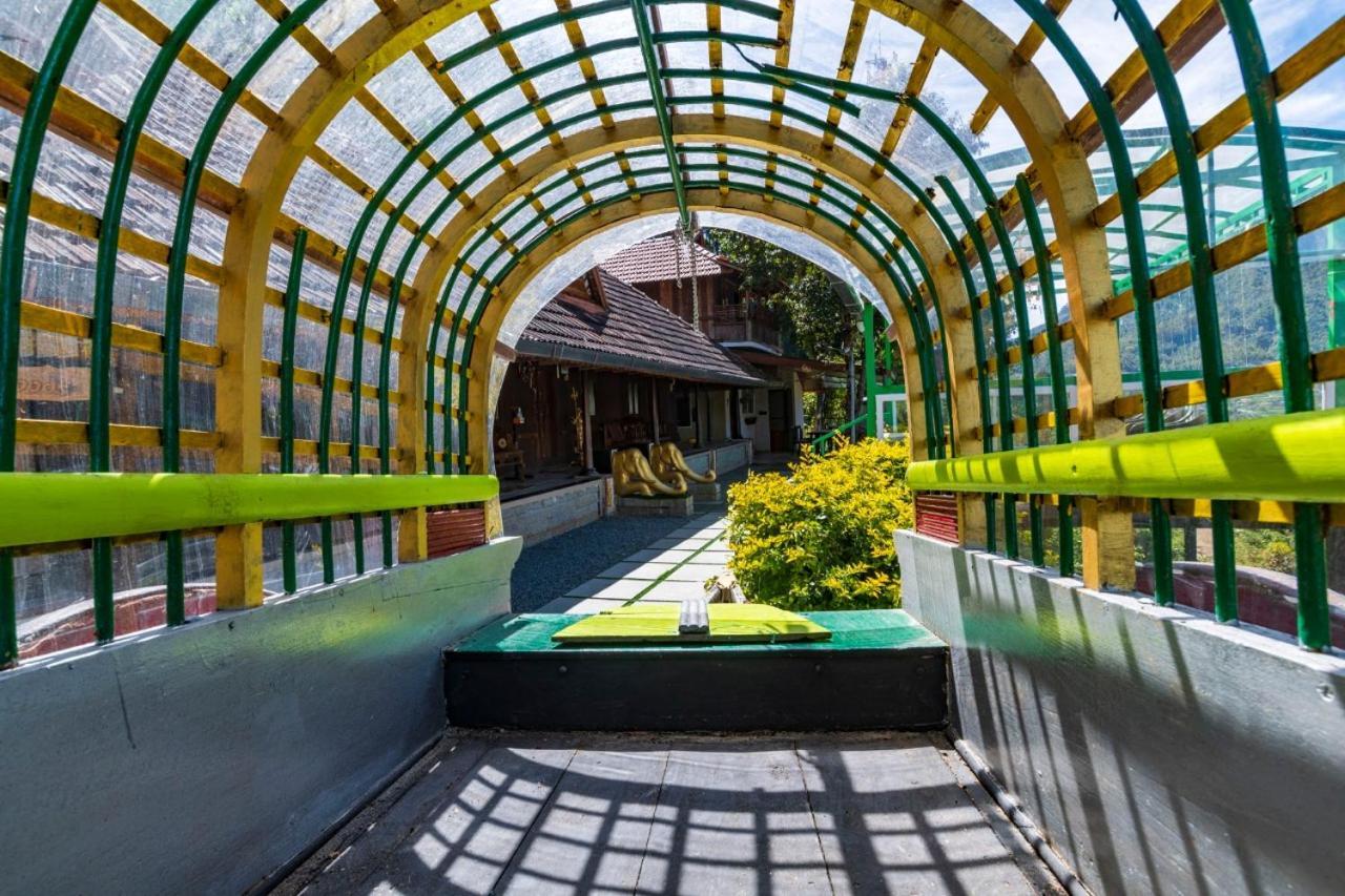 Castillo De Woods , The Private Luxury Villa , 8 Bhk, Vattavada Kottakamboor Bagian luar foto