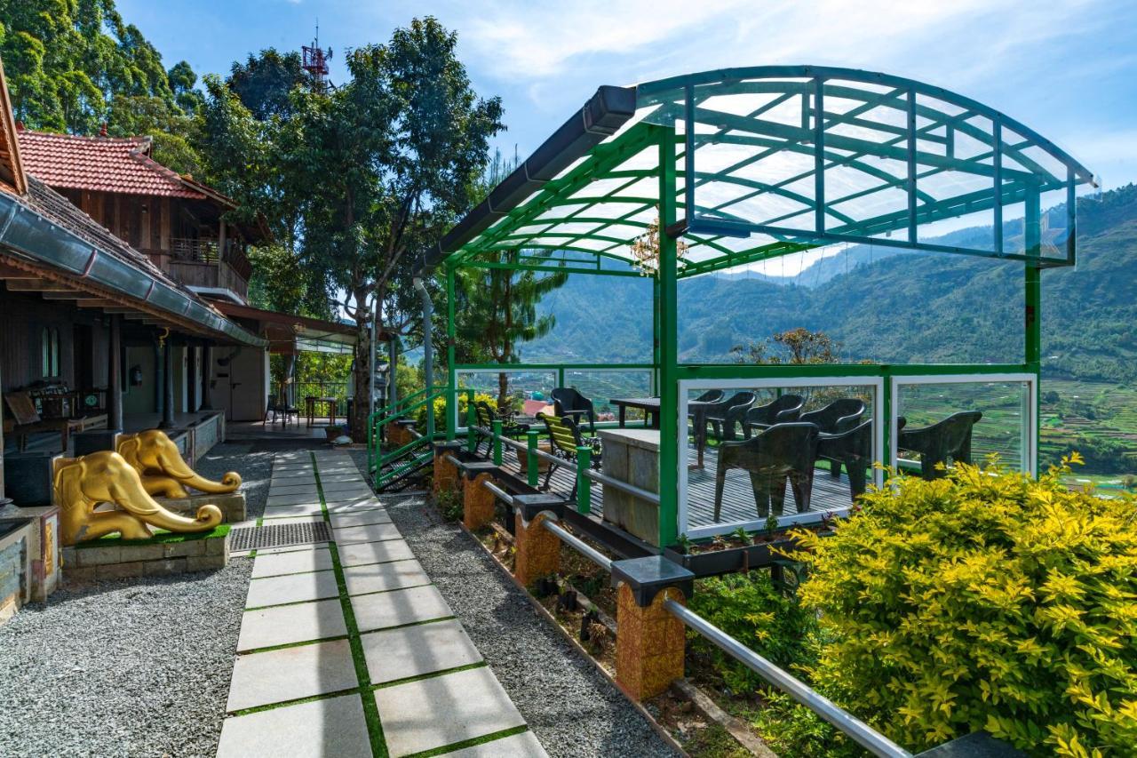 Castillo De Woods , The Private Luxury Villa , 8 Bhk, Vattavada Kottakamboor Bagian luar foto